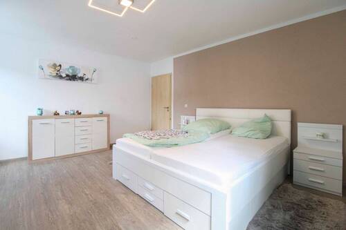 Schlafzimmer OG II - 