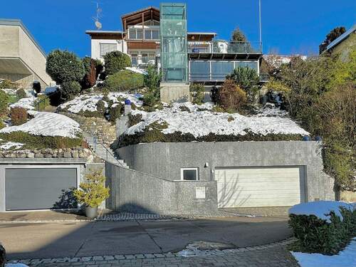 Hausansicht Straße - 