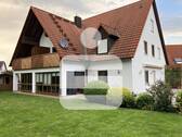 Titel - Stilvolle 4-Zi.-EG-ETW mit großem Garten in Adelsdorf...Einmalige Gelegenheit