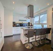 260,7 m² Wohn- und Arbeitskomfort auf höchstem Niveau - alles in einem Haus - Wiesbaden Erbenheim 260,7 m² Wohn- und Arbeitskomfort auf höchstem Niveau - alles in einem Haus - Wiesbaden Erbenheim