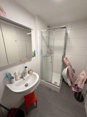 Bad - Etagenwohnung mit 40,00 m&sup2; in Reichenbach an der Fils zum Kaufen