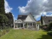 Außenansicht, Garten - Einfamilienhaus mit Einliegerwohnung, Südterrasse und großzügigem Garten in Bad Schwartau-Kaltenhof