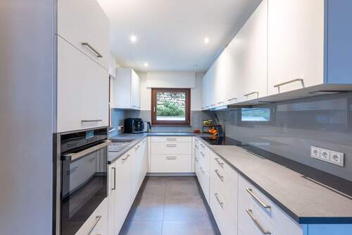 Küche OG - 7 Zimmer Einfamilienhaus in Asperg