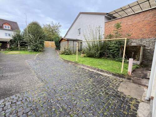 Bild 4 - Einfamilienhaus mit 203,00 m&sup2; in Liederbach am Taunus zur Miete