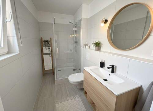 Erdgeschoss Duschbad - virtueller Renovierungsvors - 