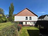 Gartenansicht - 6 Zimmer Mehrfamilienhaus, Wohnhaus zum Kaufen in Hamm/Sieg