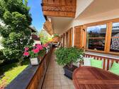 Überdachter Balkon 
