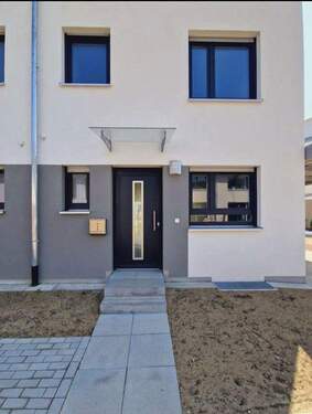 Bild 1 - Charmantes Reihenendhaus mit Dachterrasse & Garten in Kenzingen