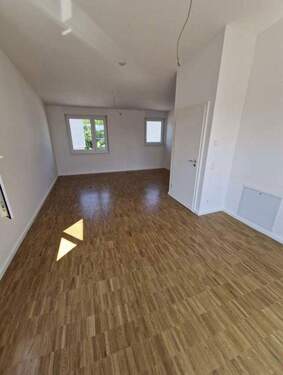 Bild 3 - 4 Zimmer Reihenendhaus in Kenzingen