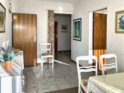 Esszimmer, Gegenblick, rechts zum Wohnzimmer - 