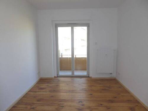 Zimmer - Etagenwohnung mit 52,40 m&sup2; in Brandenburg an der Havel zur Miete
