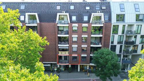 Hausansicht von vorne - 3 Zimmer Etagenwohnung zum Kaufen in Düsseldorf