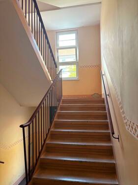 Hausflur.jpg - 2 Zimmer Etagenwohnung in Dresden