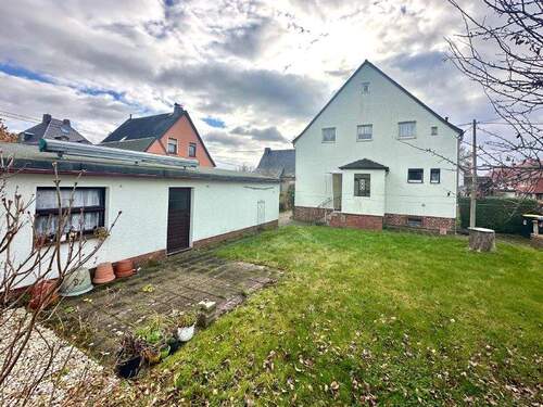 Rückseite Garten - 4 Zimmer Einfamilienhaus zum Kaufen in Hainichen