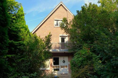 Frontansicht - 7 Zimmer Einfamilienhaus zum Kaufen in Butjadingen