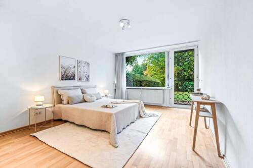 Schlafzimmer Blick in den Garten - 