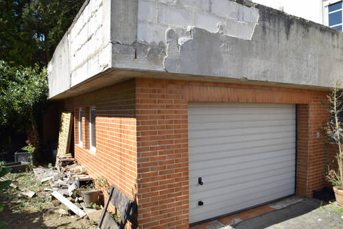 Garage - 