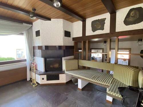 Wohnbereich mit Kamin - 