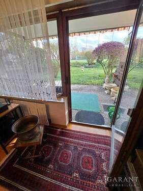 Wohnzimmer mit Terrasse - Großer Garten - Hobbyraum im UG - Angenehmes Wohngebiet