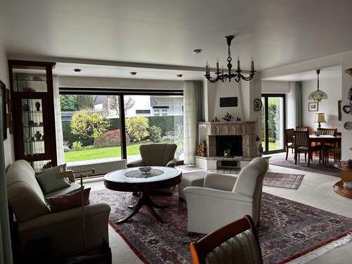 Wohn- und Essbereich - Einfamilienhaus mit 150,00 m&sup2; in Krefeld zum Kaufen