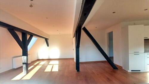 DG, Blick von Treppe - 