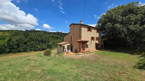 Bild 2 - 1 Zimmer Bauernhaus, Landhaus zum Kaufen in Lari