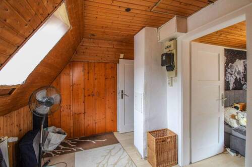 Vorzimmer DG zu Schlafzimmer - 