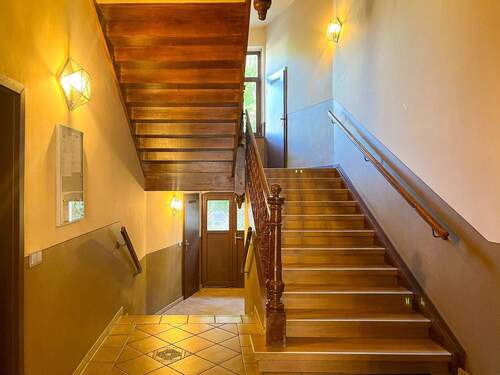 Treppenaufgang - Etagenwohnung mit 31,50 m&sup2; in Leipzig zum Kaufen