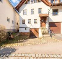 Doppelhaushälfte mit Charakter und großem Garten in Neidlingen