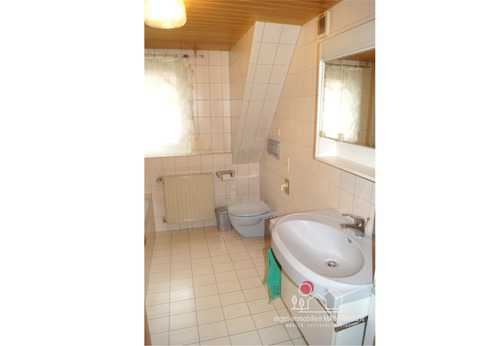 Tageslichtbadezimmer im Dachgeschoss - 