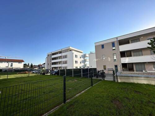 Bild 2 - 3 Zimmer Etagenwohnung zum Kaufen in Buch