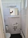 Gäste-WC mit Tageslicht - 