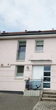 vordere Hausansicht - 