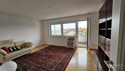 Wohnen-Essen - 3 Zimmer Etagenwohnung zur Miete in Neu-Ulm