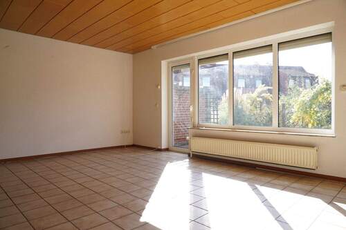 Fenster mit elektr. Rollläden - 