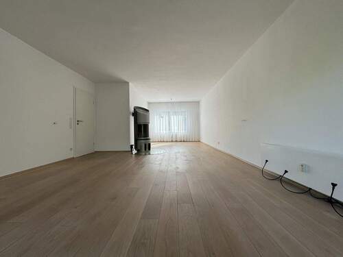 Das Wohn-/Esszimmer - 