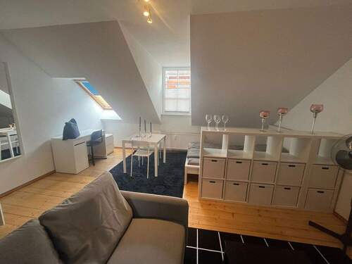 Wohn- / Schlafzimmer - 1 Zimmer Etagenwohnung zur Miete in Berlin