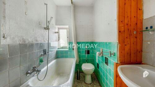 1. OG Badezimmer 1 - 