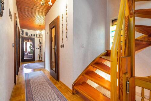Erdgeschoss Flur - 