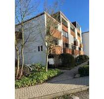 Vermietete Eigentumswohnung (Split-Level-Bausweise) in Buxtehude mit Garage