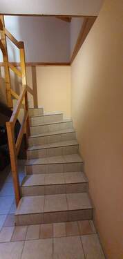 b8639940-7cfd-49d3-a856-a031fad92197.jpg - 