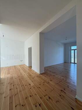 Küche + Zimmer - Etagenwohnung mit 72,70 m&sup2; in Berlin zum Kaufen