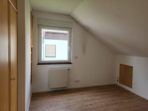 Ankleidezimmer, OG. - 