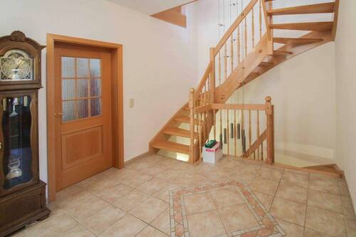 Haus 2 Eingangsbereich - Mehrfamilienhaus, Wohnhaus mit 360,30 m² in Lutherstadt Wittenberg zum Kaufen