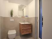 Gäste-WC - 7 Zimmer Doppelhaushälfte in Schloß Holte-Stukenbrock