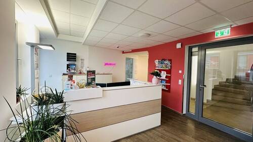 Empfang - Büro mit 250,00 m&sup2; in Dortmund zur Miete