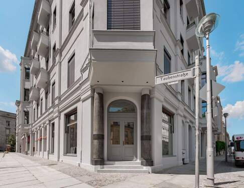 Glint-outside_072024-7.jpg - 