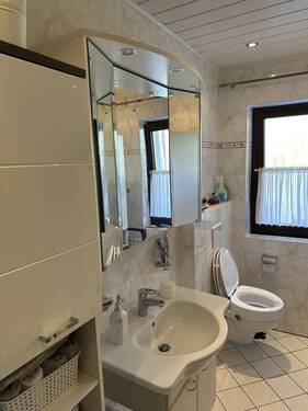 Badezimmer Erdgeschoss - 