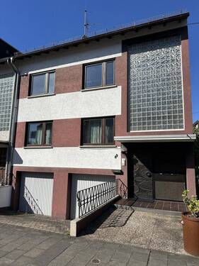 Außenansicht - 1 Zimmer Mehrfamilienhaus, Wohnhaus zum Kaufen in Bendorf