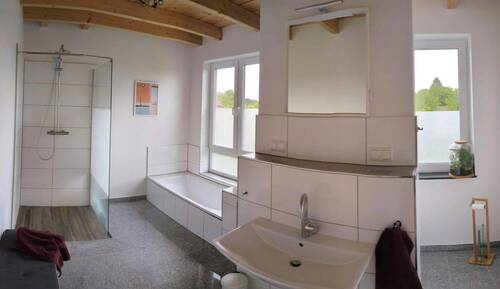 Badezimmer 2.OG - 